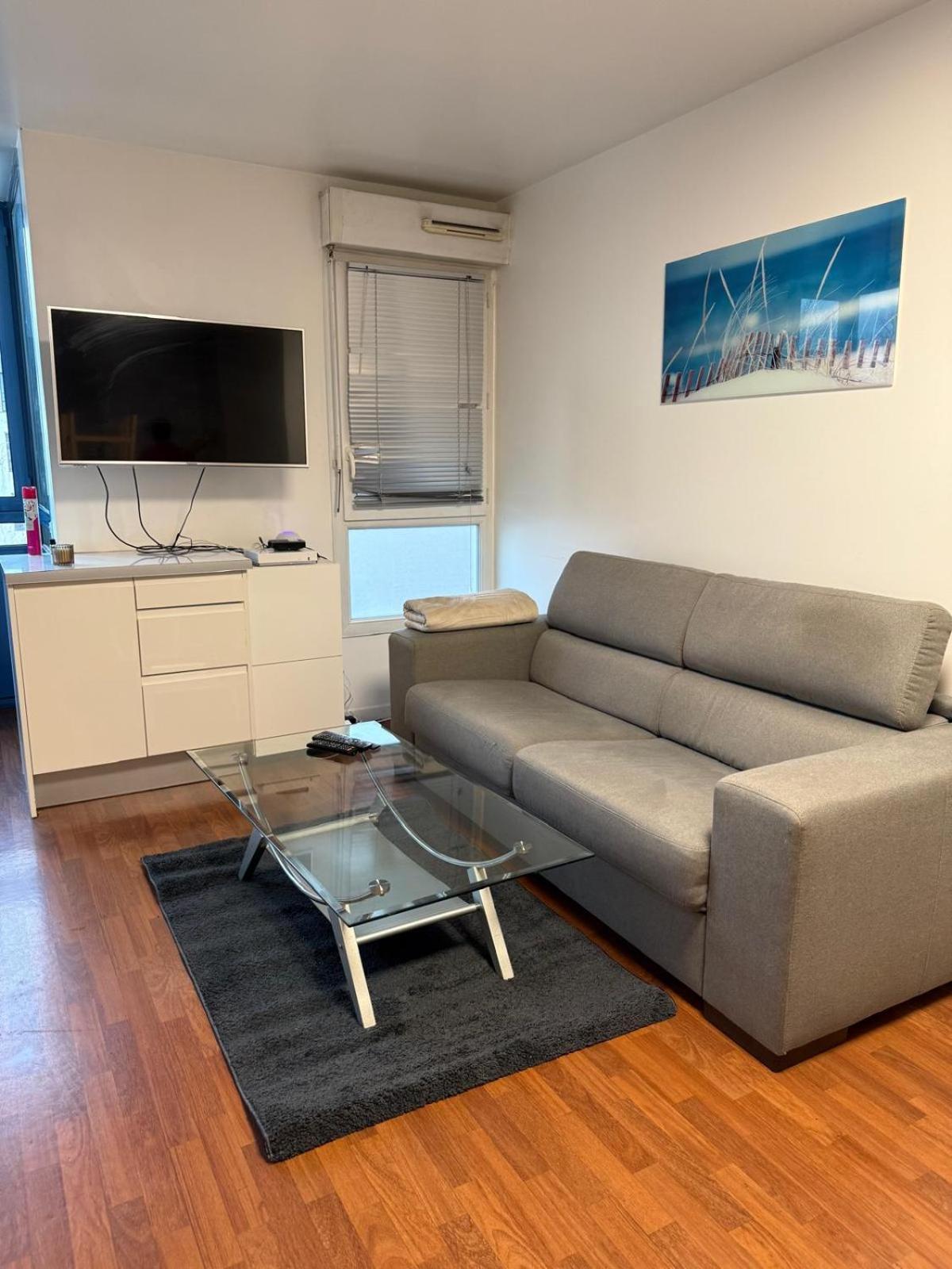 Spacieux De Charme, Pres De Paris Apartamento Mantes-la-Jolie